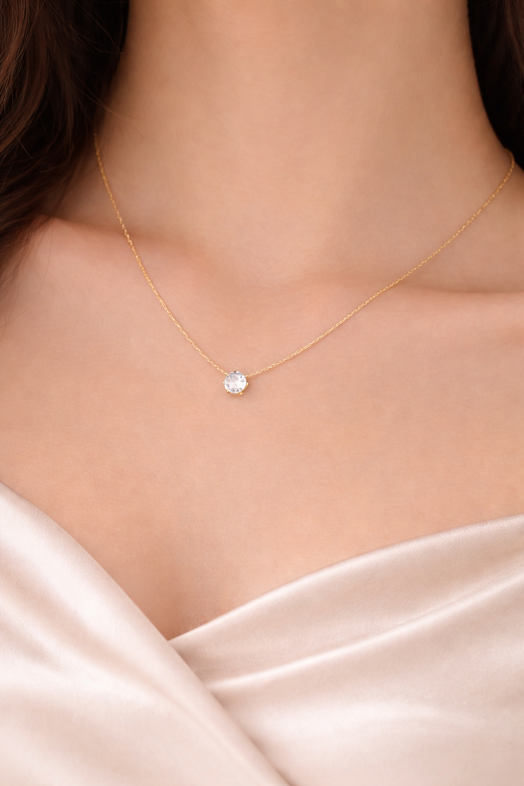Minimal Diamond Pendant